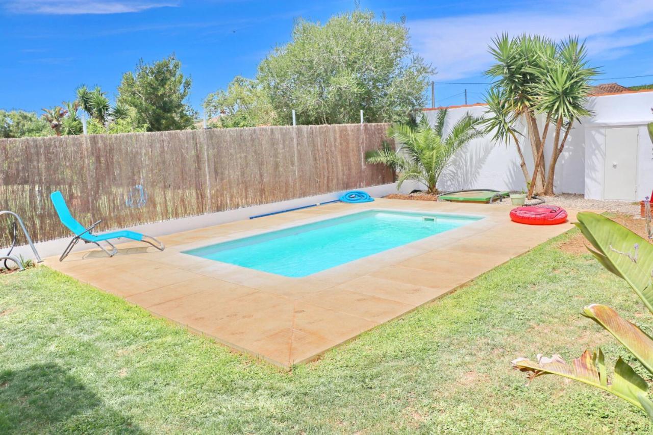 Chalet Isla Azul con piscina y porche Chiclana de la Frontera Exterior foto